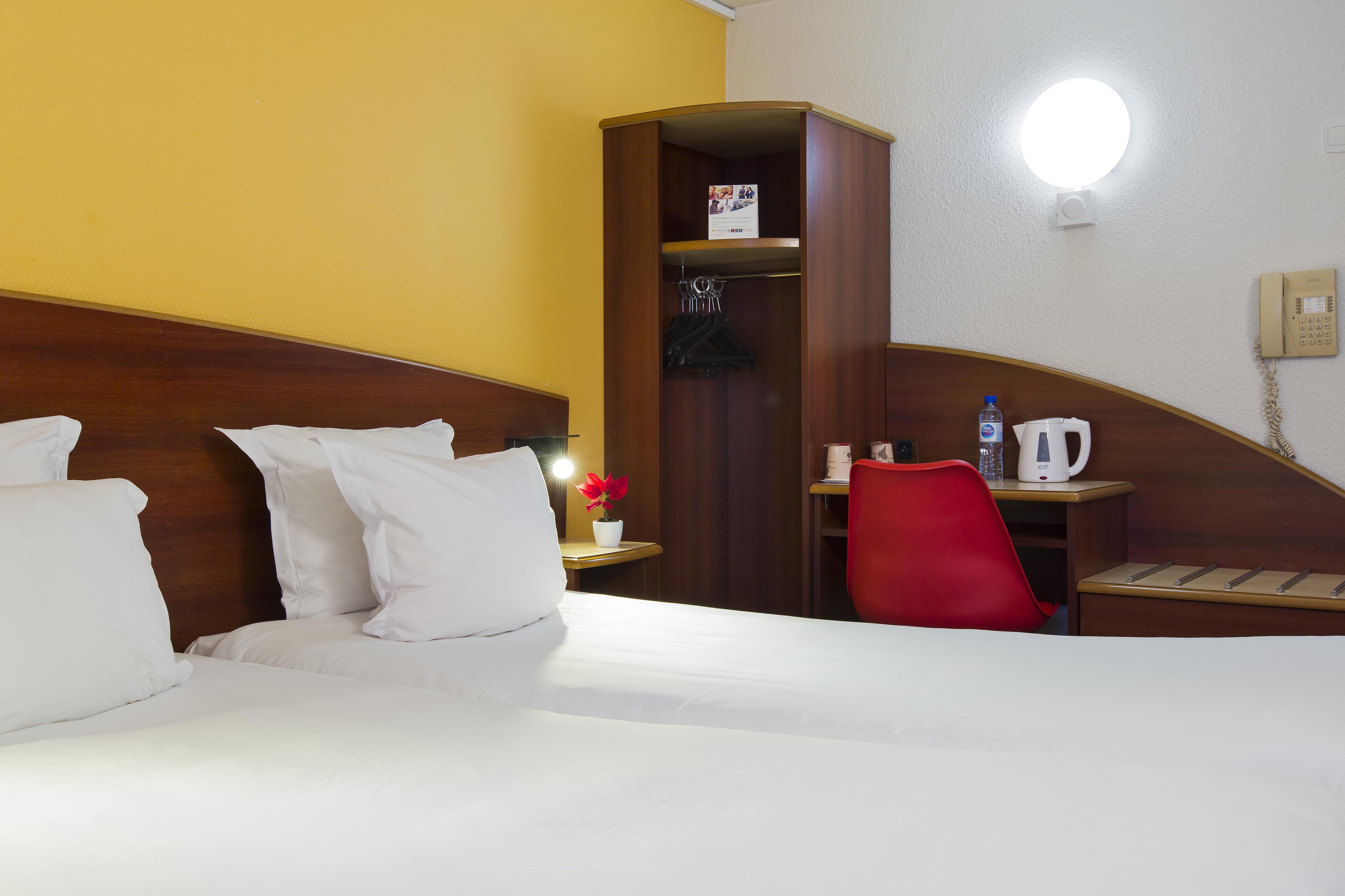 Comfort Hotel Етамп Екстер'єр фото