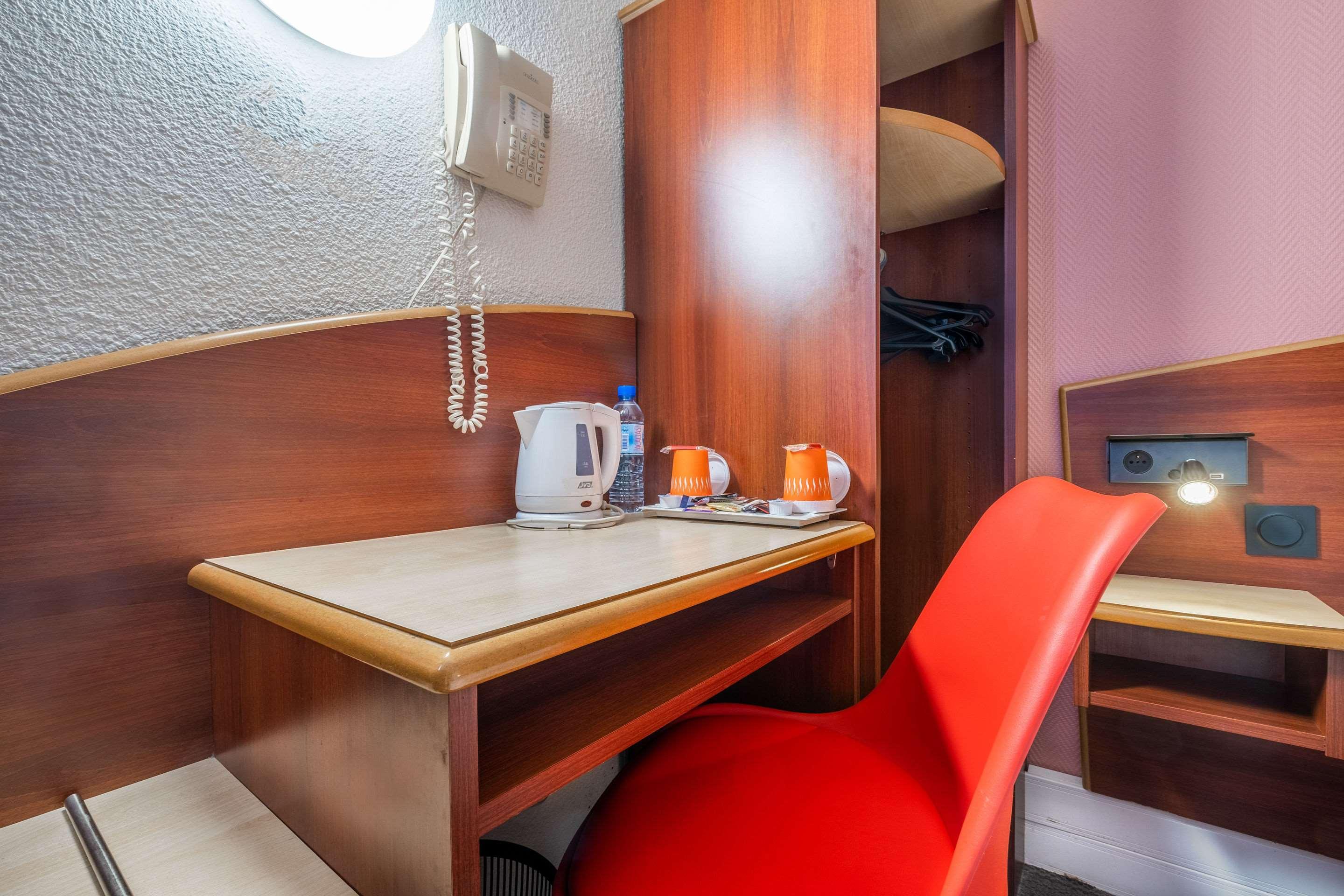 Comfort Hotel Етамп Екстер'єр фото