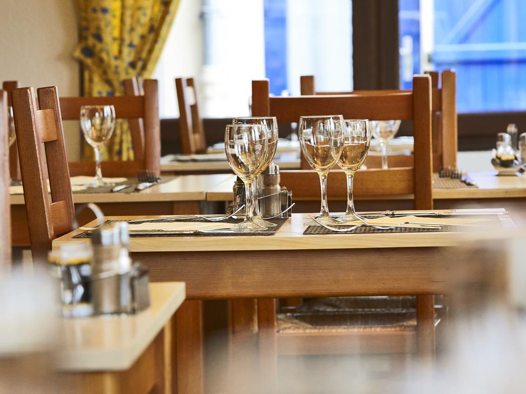 Comfort Hotel Етамп Екстер'єр фото